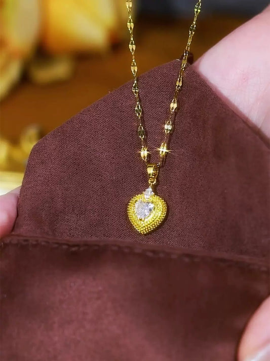 Gold plated Heart zirconia necklace